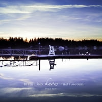 Sveto pismo iz Psalam 46: na mirnom jezeru sa pristaništem u zalasku sunca; Whidby Island, Washington,